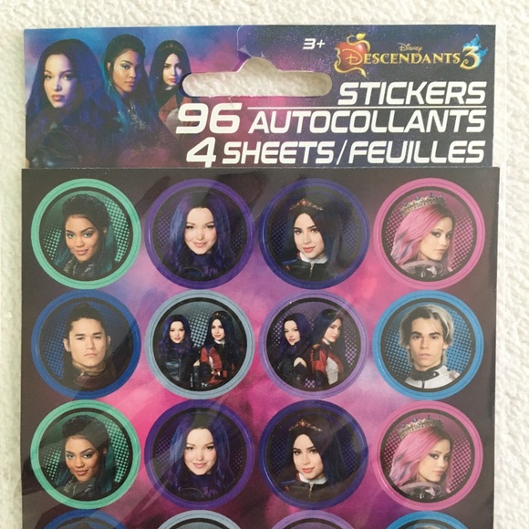 Disney Descendants 3 Stickers, New in Package - Picture 7 of 7